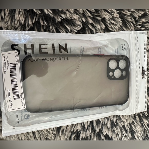 NWT - IPHONE 12 PRO CASE BLACK CLEAR BACK - Picture 5 of 5